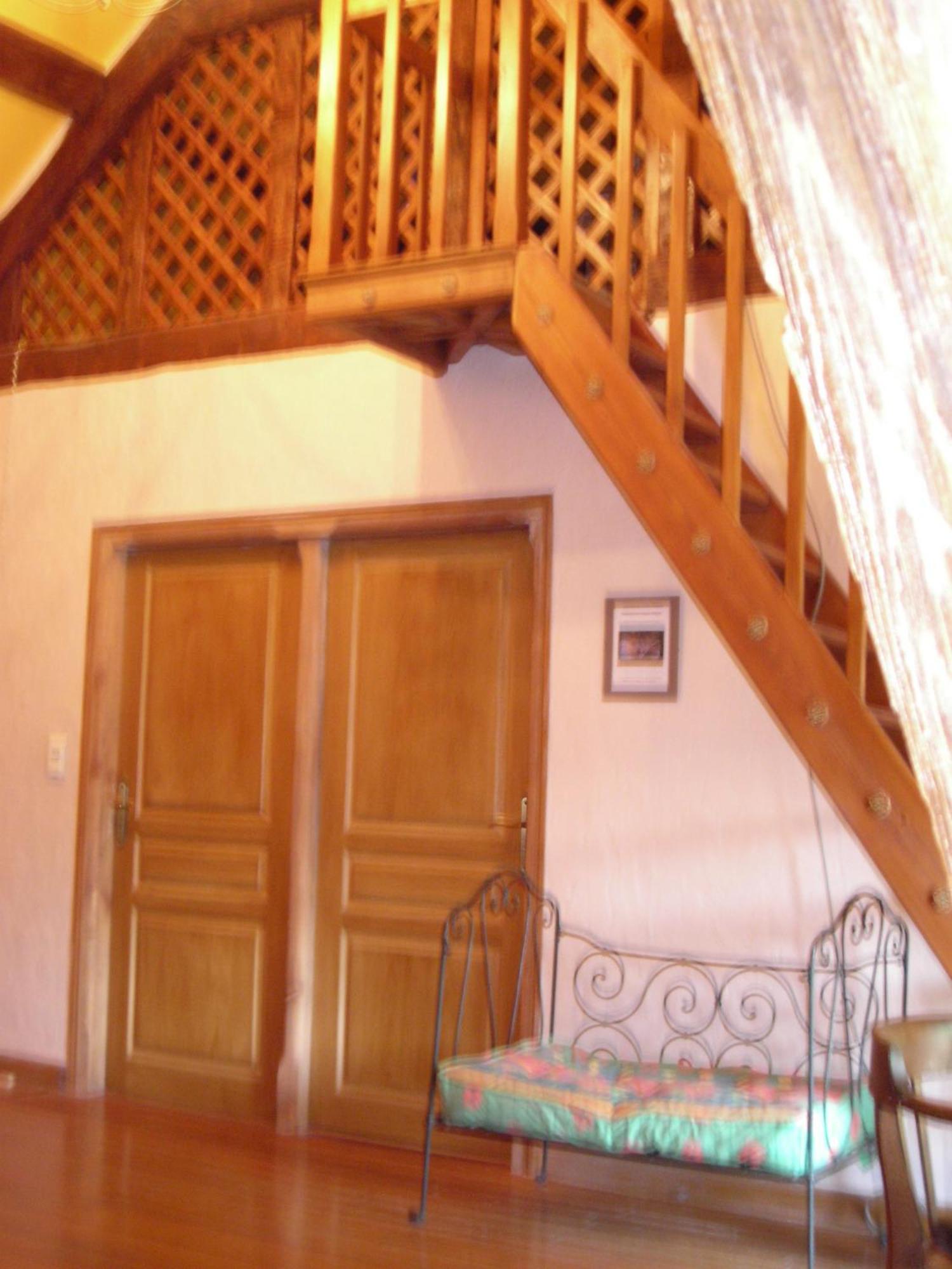 Bed and Breakfast Domaine Vega Saint-Arroman  Экстерьер фото